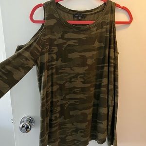 Sanctuary camo long sleeve top
